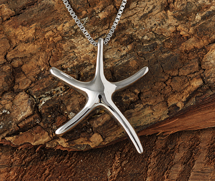 14K White Gold Starfish Necklace
